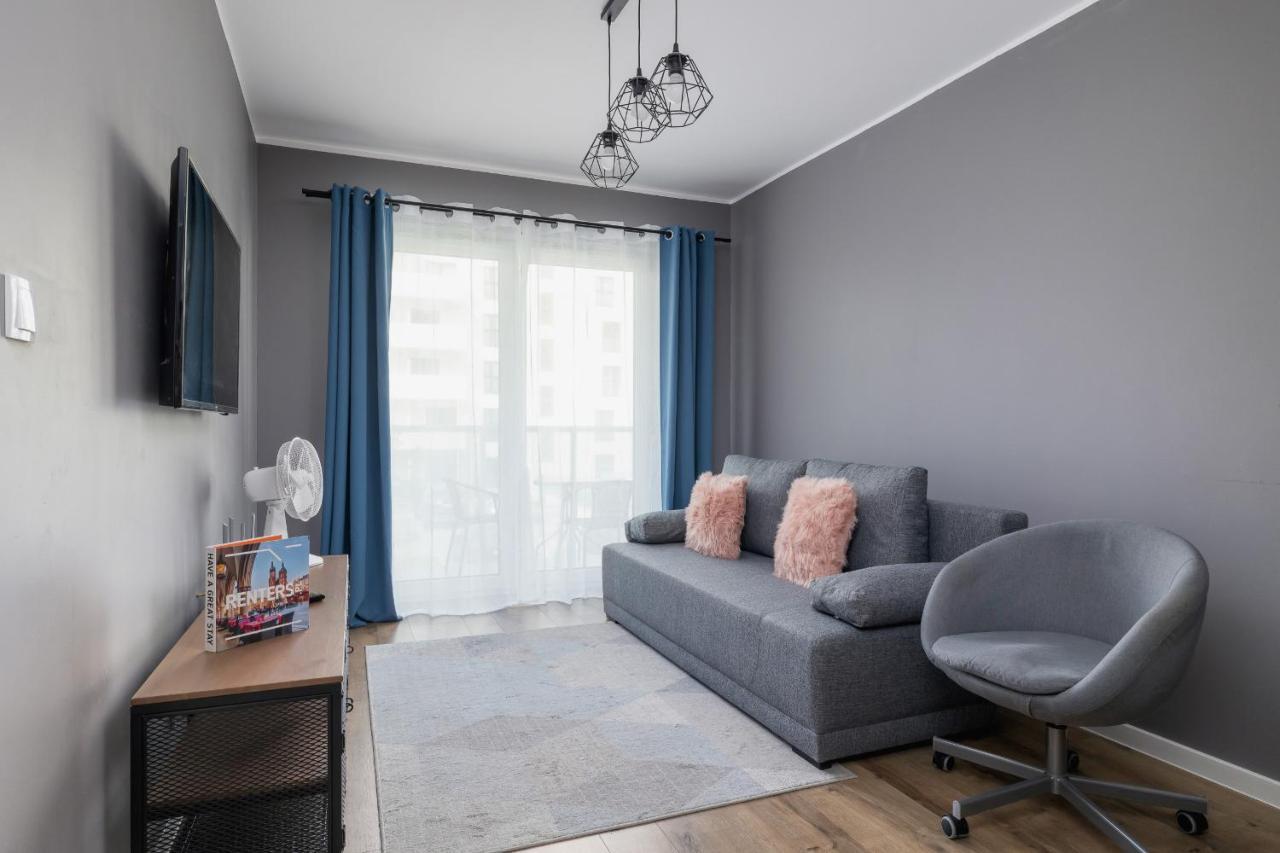 Appartement Comfy Pachonskiego With Parking In By Renters Krakau